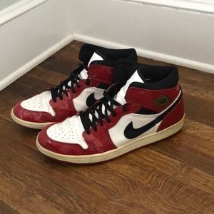 2003 Air Jordan 1 Retro Patent Leather SZ 11